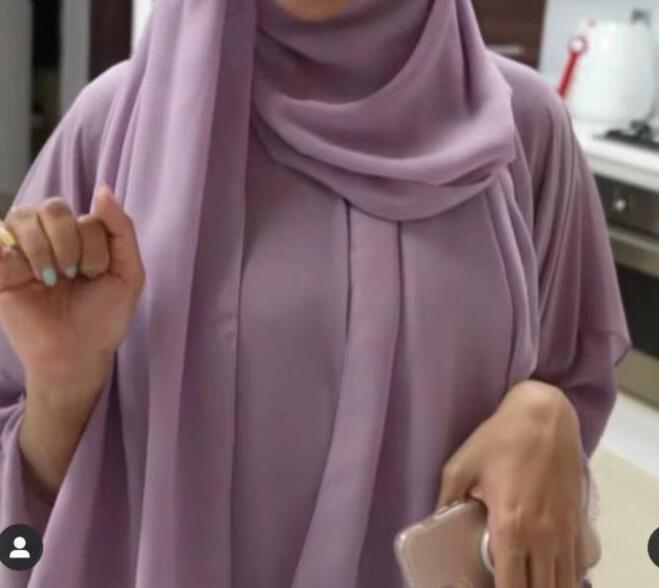 "عباية– تصميم أنيق ومحتشم يناسب العيد ''والمناسبات
abaya Kuwait – elegant and modest design suitable for Eid and gatherings"