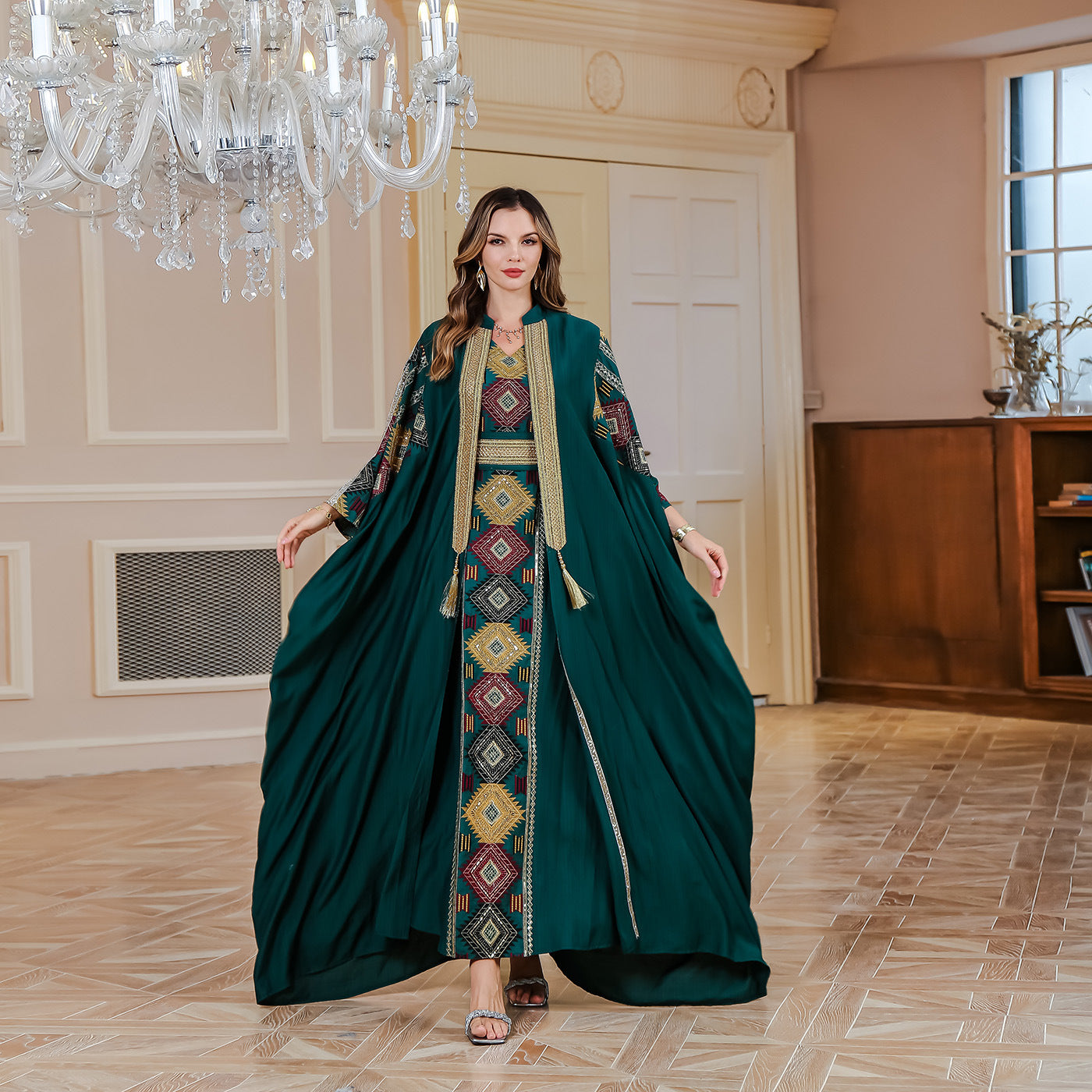  Luxury Embroided abaya set - Middle east fashion Kuwait