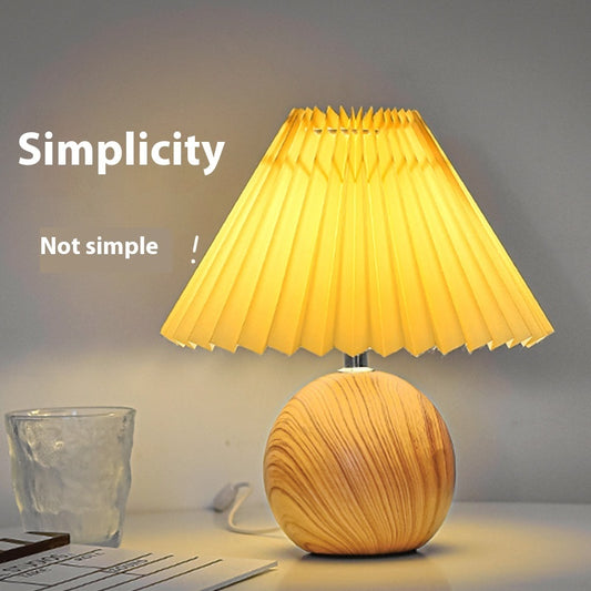 Nordic Retro Ceramic Table Lamp Pleated Bedroom